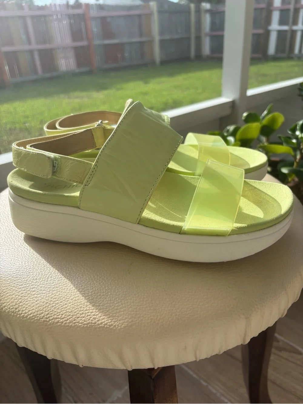 Vionic Lime Green Slide Sandals